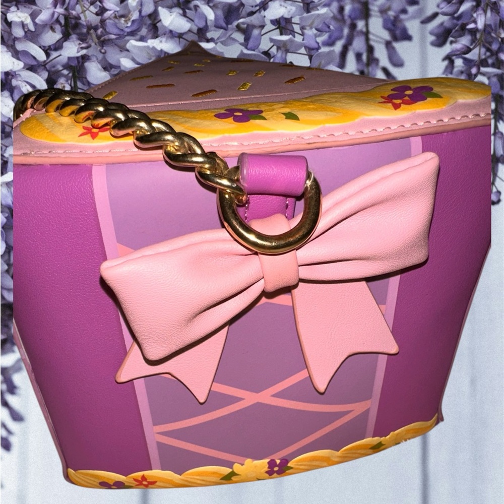Disney Loungefly Tangled Cake bag and Card holder - Picture 3 of 7